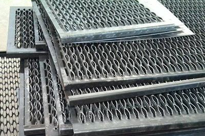 鱷魚(yú)嘴防滑板